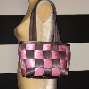 Harvey’s Neapolitan Seatbelt Bag Limited Edition